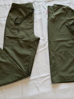 Olive Green Women's Scrub Set